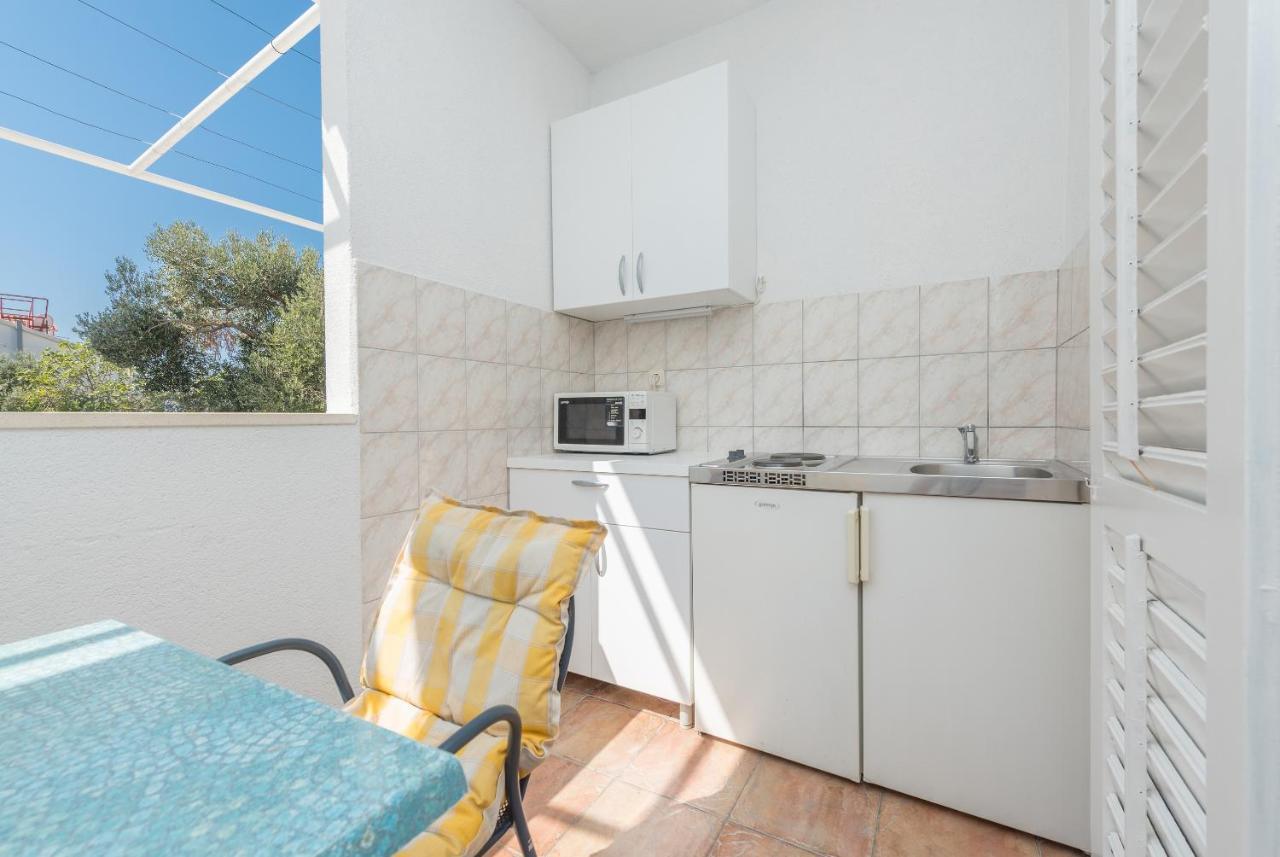 Apartmants Sestic Tucepi